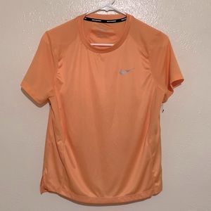 Women’s M Nike running DriFit tee shirt